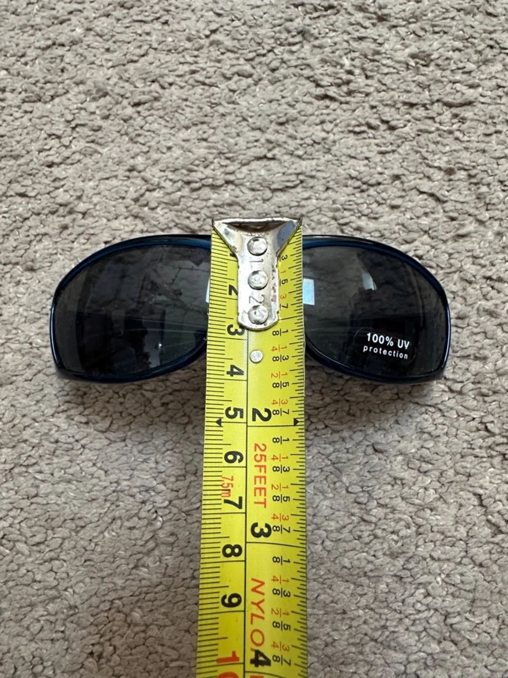 TOMMY BAHAMA KIDS SUNGLASSES 🕶️ IN A CASE